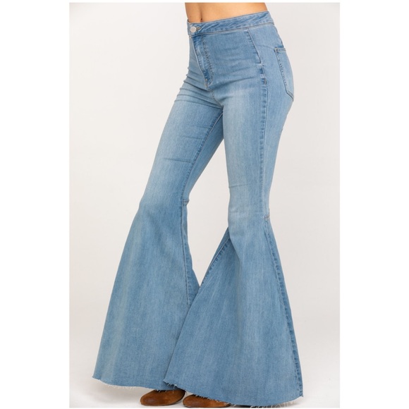 Free People Just‎ Float On High Rise Flare Jeans / 26R - Picture 4 of 5